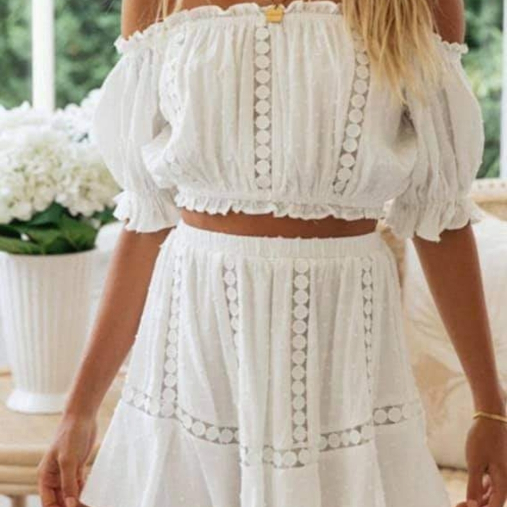 White 2 piece set boutique